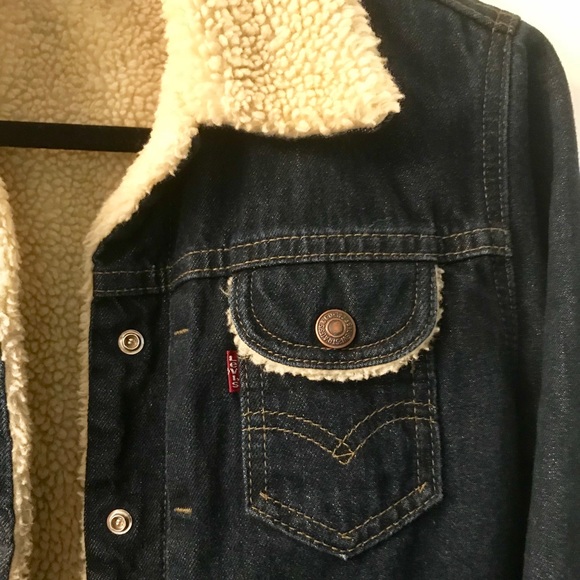 Levi’s Denim Shearling Lined Jacket - Picture 2 of 7
